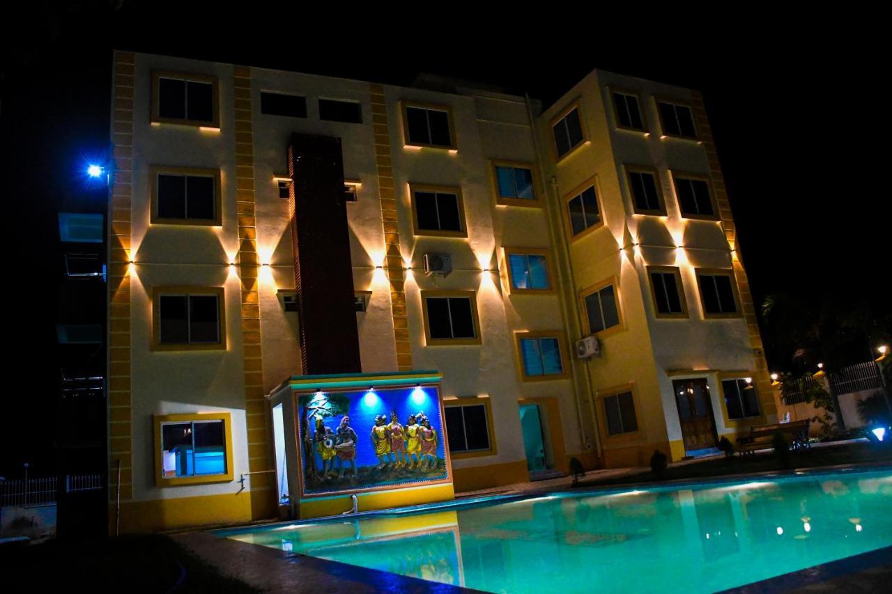 فندق Unique Shantiniketan Sri Niketan المظهر الخارجي الصورة