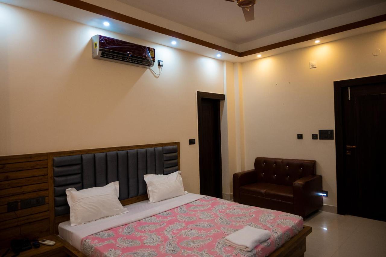 فندق Unique Shantiniketan Sri Niketan المظهر الخارجي الصورة