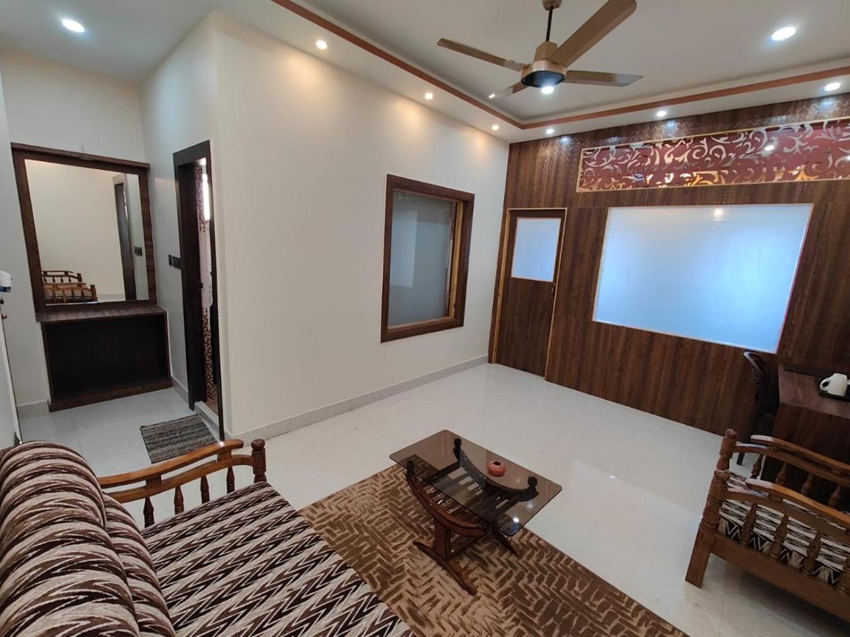 فندق Unique Shantiniketan Sri Niketan المظهر الخارجي الصورة